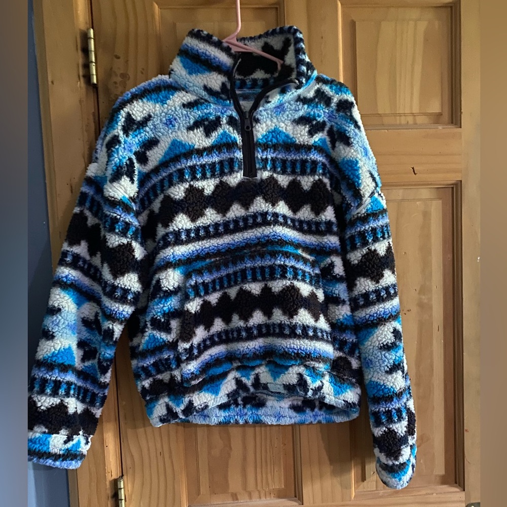 Womens fuzzy fleece/sweater